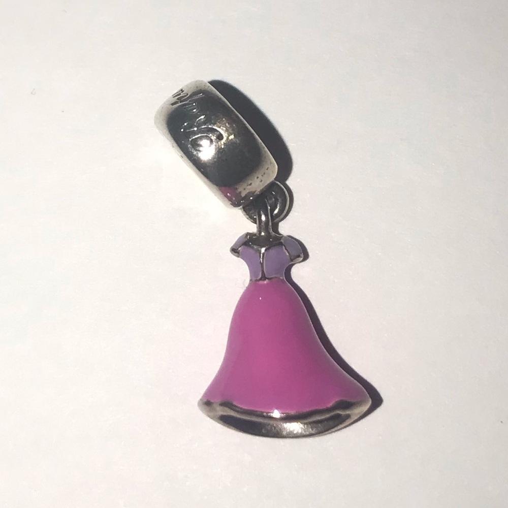 💥SALE💥 Pandora x Disney Rapunzel 👗 Charm